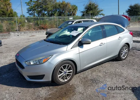 2015 Ford Focus Se z USA, uszkodzony, nr VIN 1FADP3F24FL366211